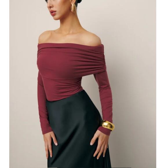 Reformation Florentina off shoulder long sleeve top - Picture 8 of 9